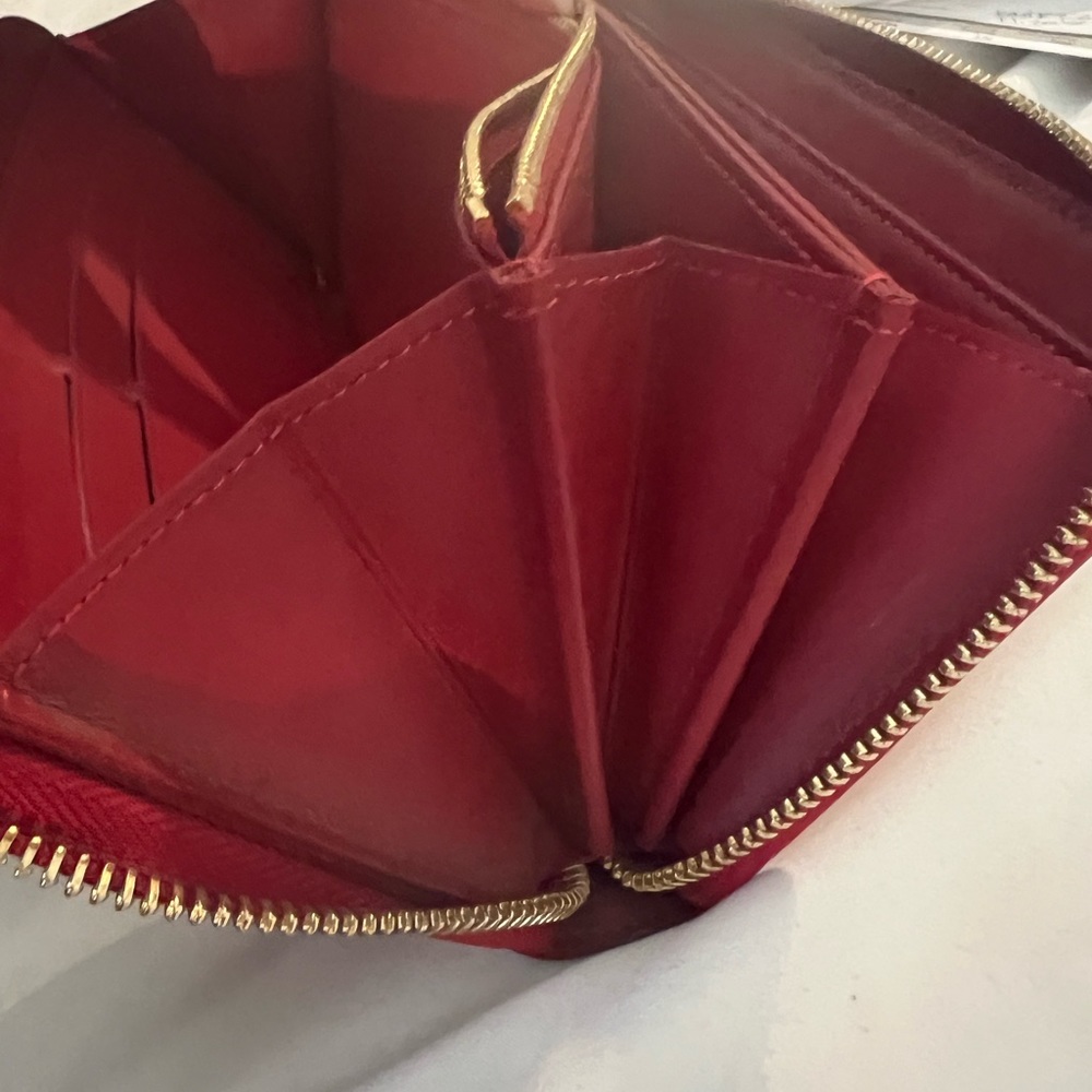 Authentic Red Louis Vuitton wallet. Great used condition. - Picture 9 of 15